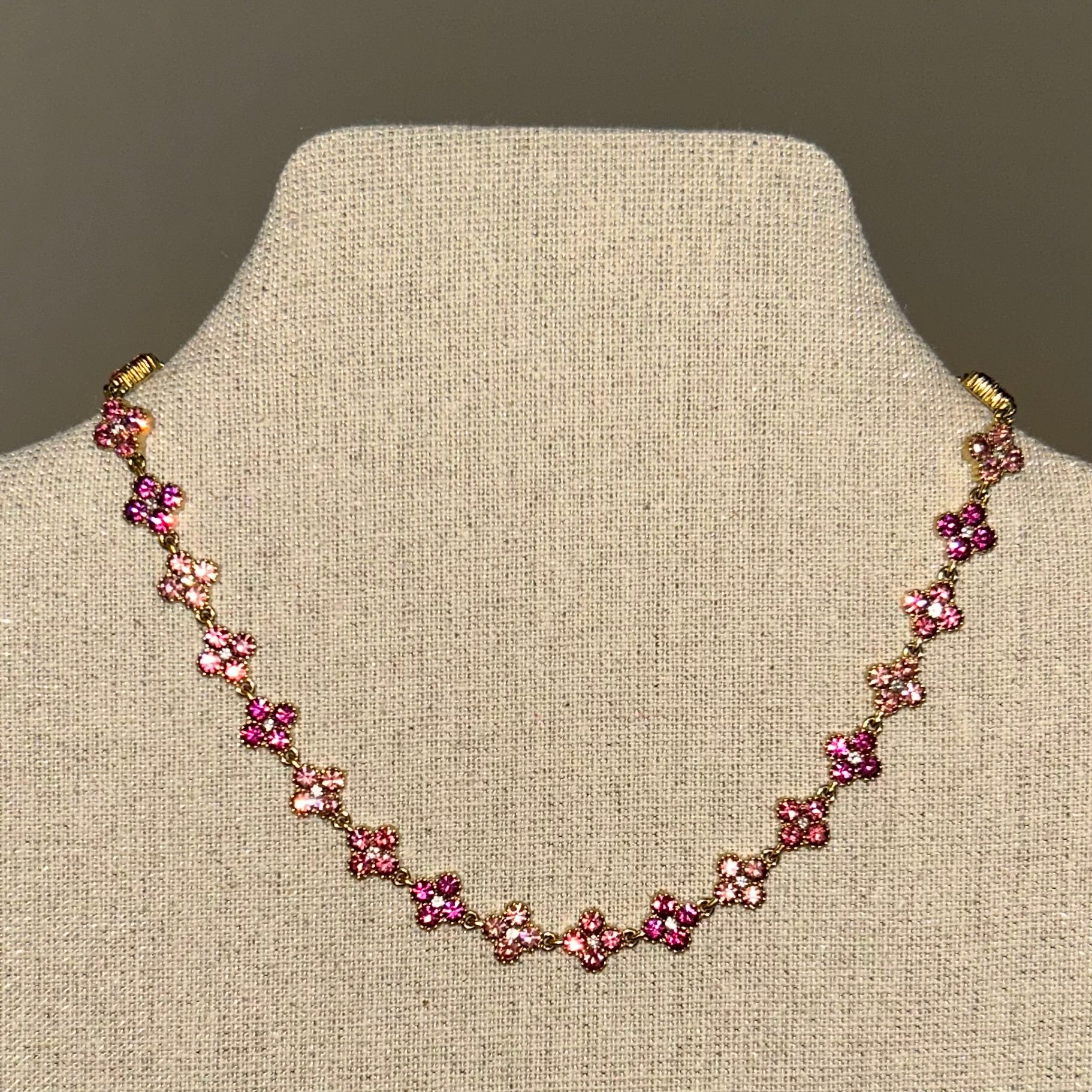Collier Almina