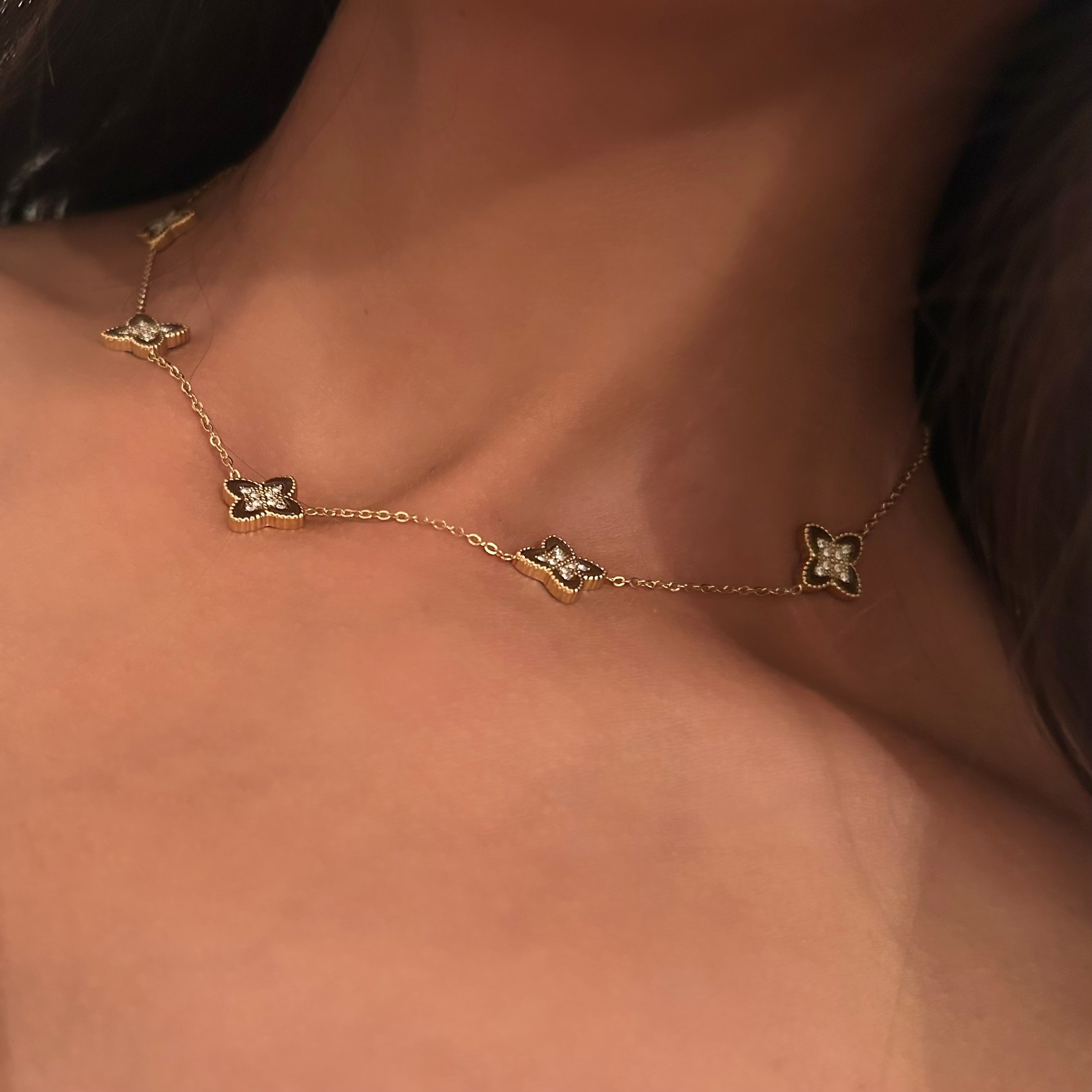 Collier Widded